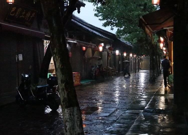 小猫钓鱼游戏龙王版有船